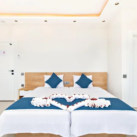 Uzumlu Village 2 Bedroom 3420 ヴィラ カルカン